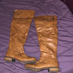 Beautiful Boutique Knee-High Boots